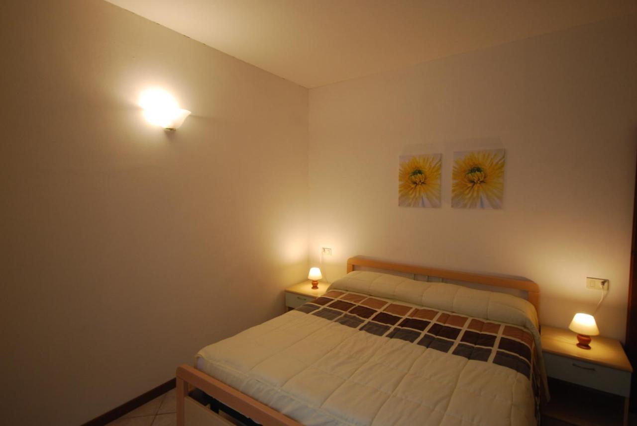 Appartamento Angelica 3 - Theater Home Тиняле Екстериор снимка