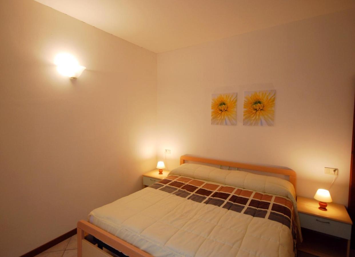 Appartamento Angelica 3 - Theater Home Тиняле Екстериор снимка